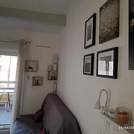 Au Cap D'agde Dans Les Pinedes