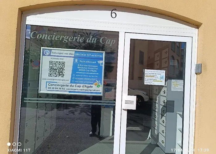 Au Cap D'agde Dans Les Pinedes Agde